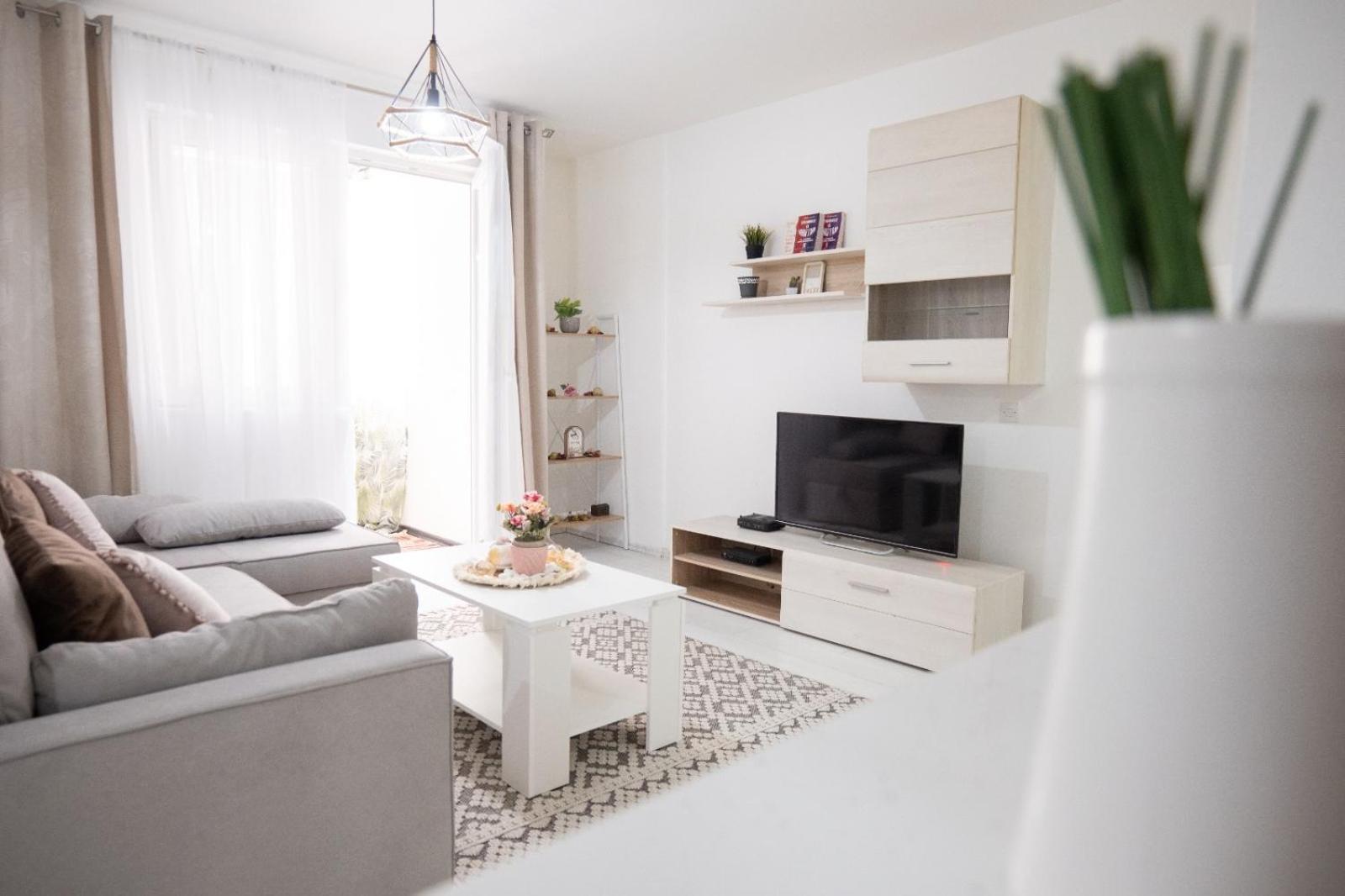 Grandeur Home Apartment Mostar - Free Parking Esterno foto