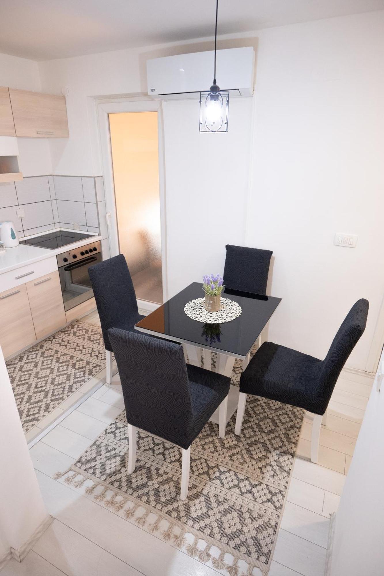 Grandeur Home Apartment Mostar - Free Parking Esterno foto